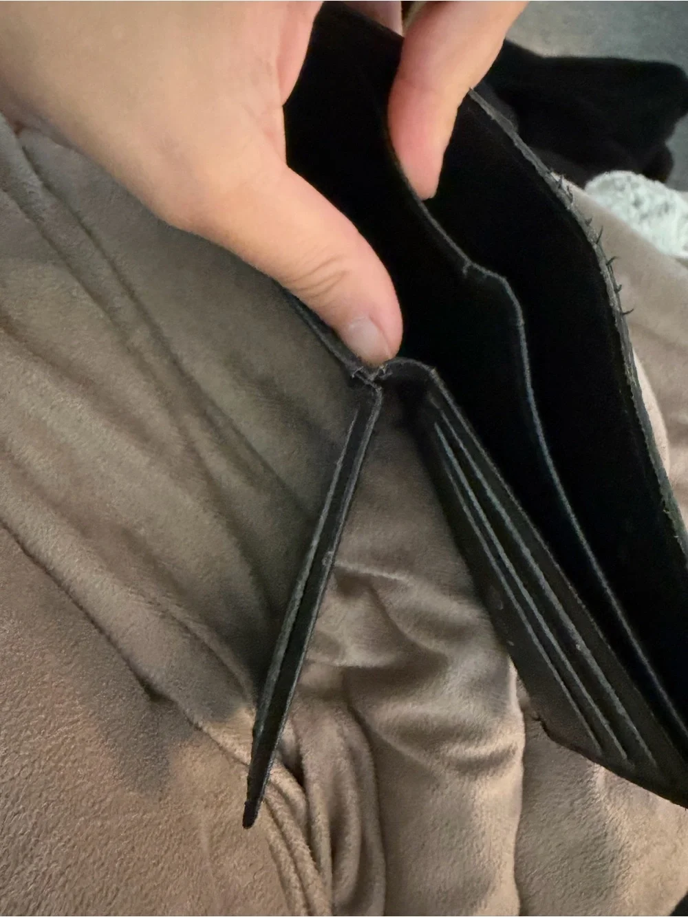 Gucci Black Card Holder Wallet with Red and Green Stripe